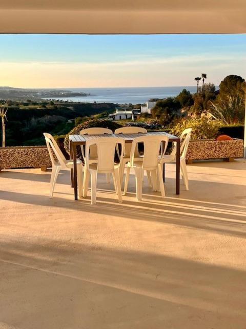 Serene Serenity Paphos Extérieur photo