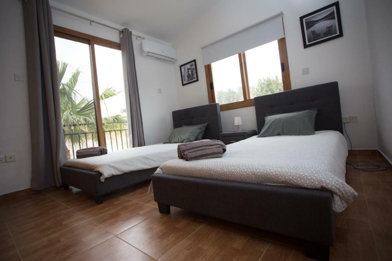 Serene Serenity Paphos Extérieur photo